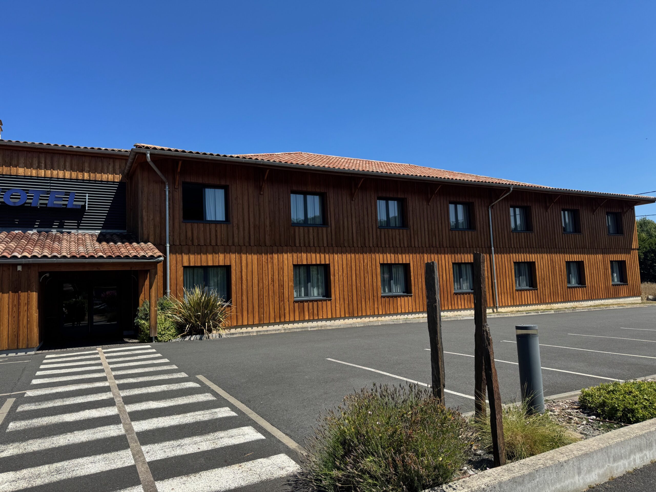 Traitement des bois extérieur par ignifugation et saturateur ignifuge classement b-s1-d0